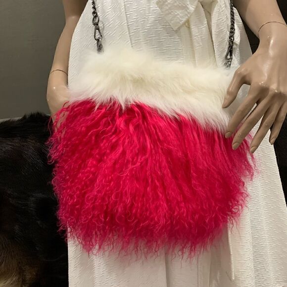 Handmade Genuine Mongolian Lamb Fur Shoulder Bag/Crossbody - Picture 4 of 14